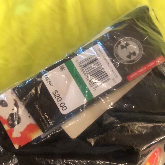 Nike and US shirts - Picture 4 of 4